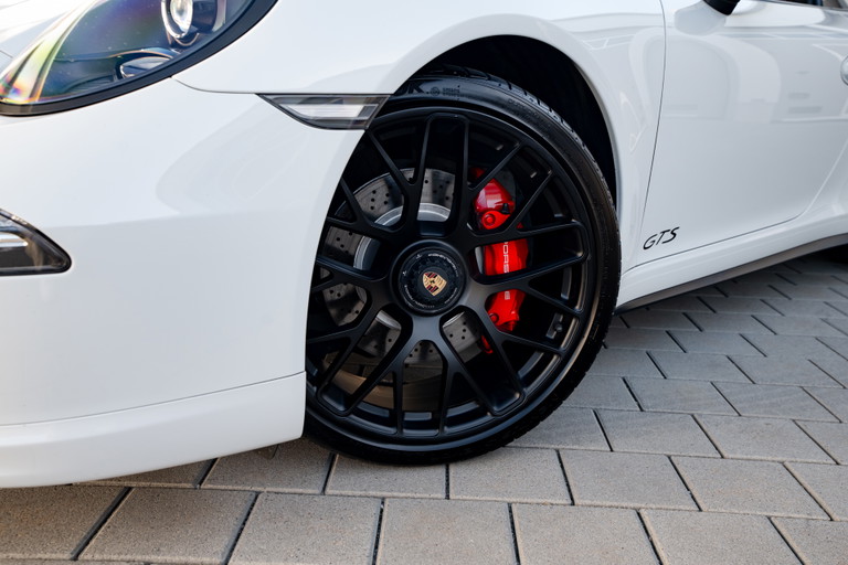 Porsche 991 Carrera GTS