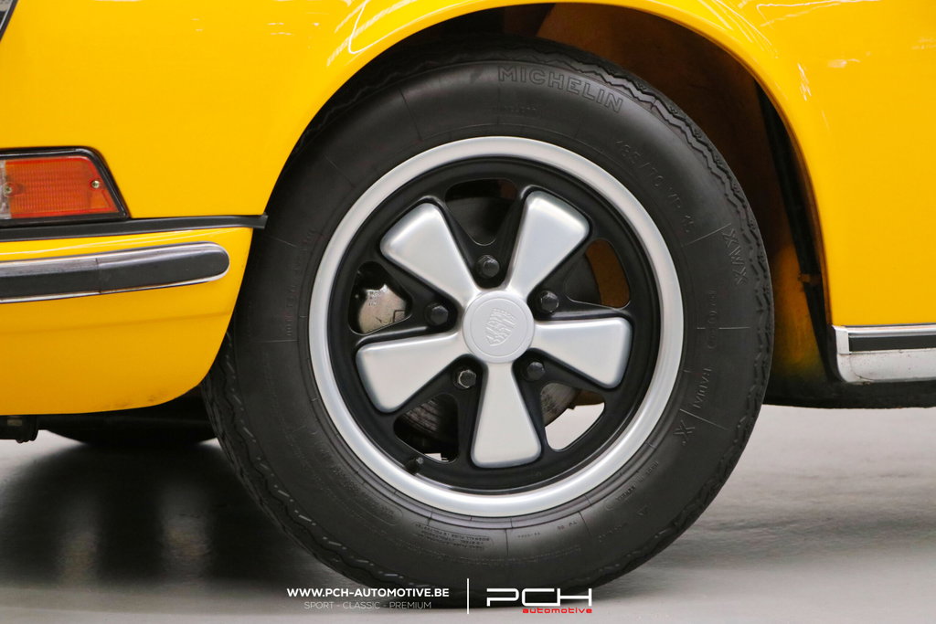 Porsche 911 T
