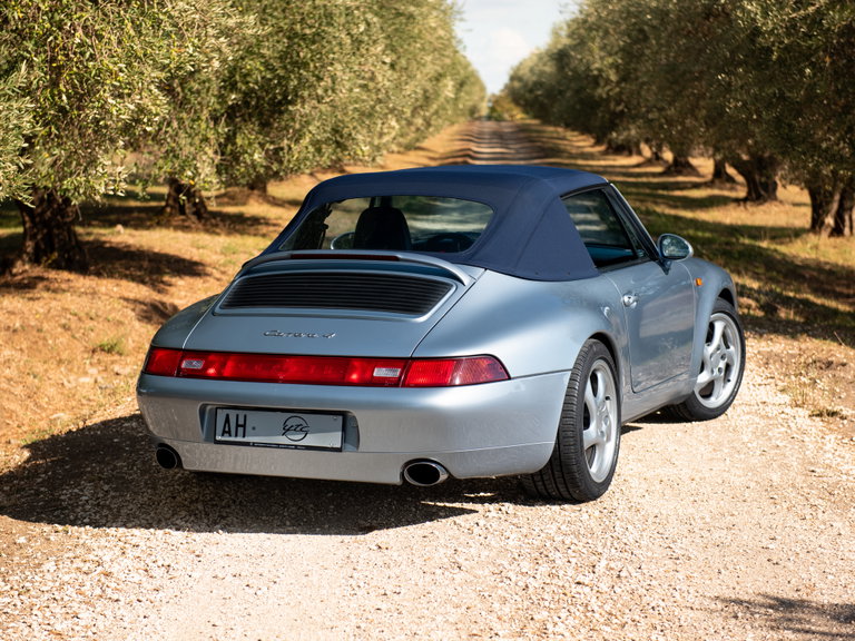 Porsche 993 Carrera 4