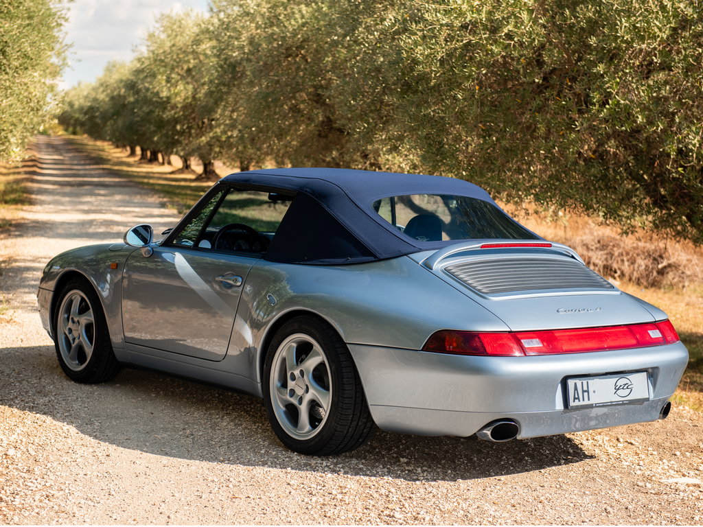 Porsche 993 Carrera 4