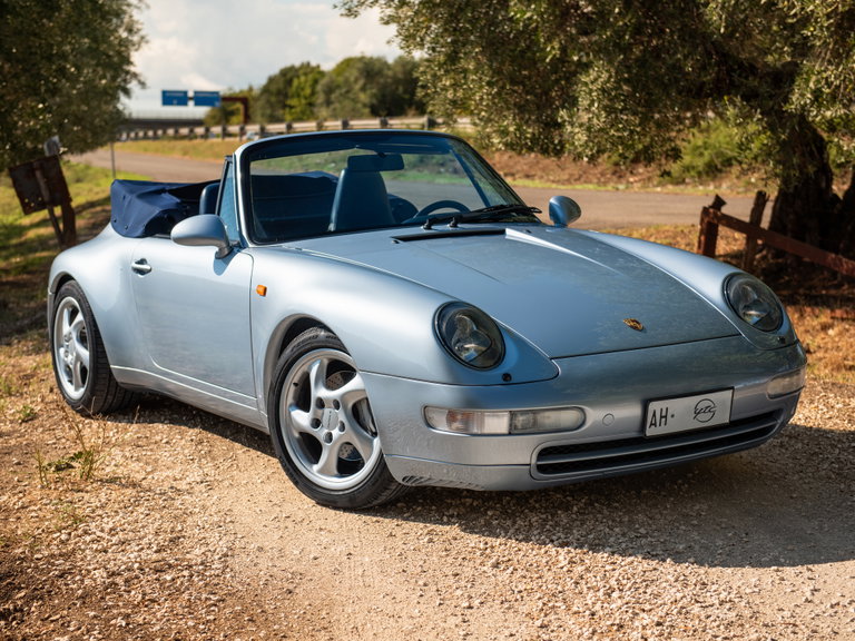 Porsche 993 Carrera 4