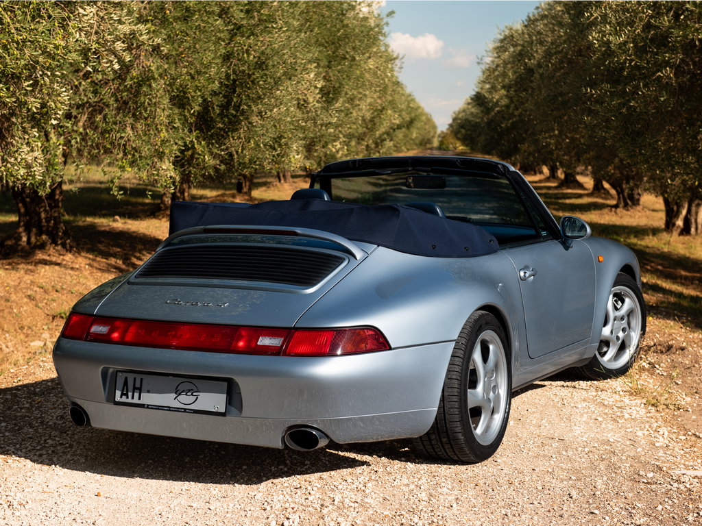 Porsche 993 Carrera 4