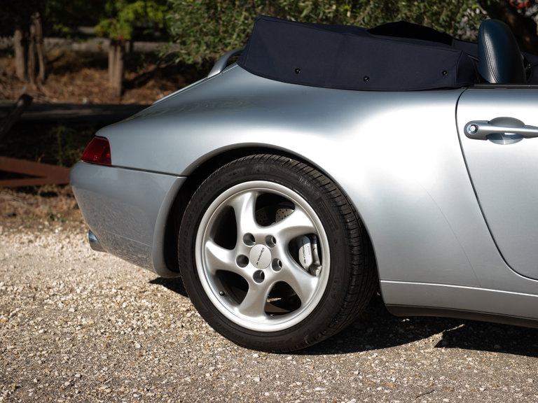 Porsche 993 Carrera 4