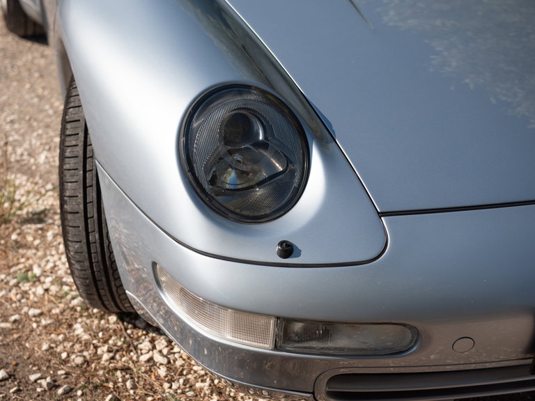 Porsche 993 Carrera 4