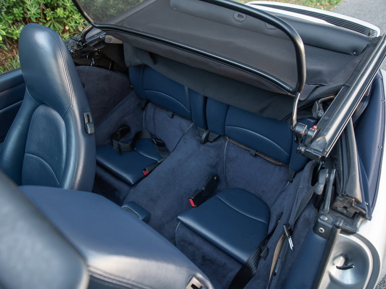 Porsche 993 Carrera 4