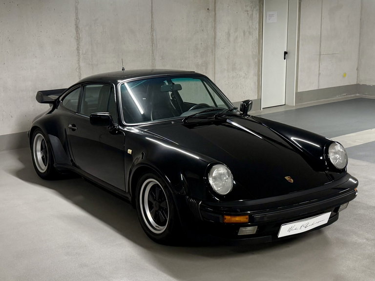 Porsche 911 Turbo 3.3