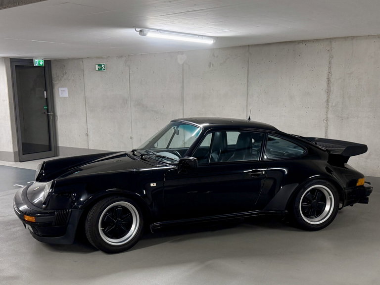 Porsche 911 Turbo 3.3