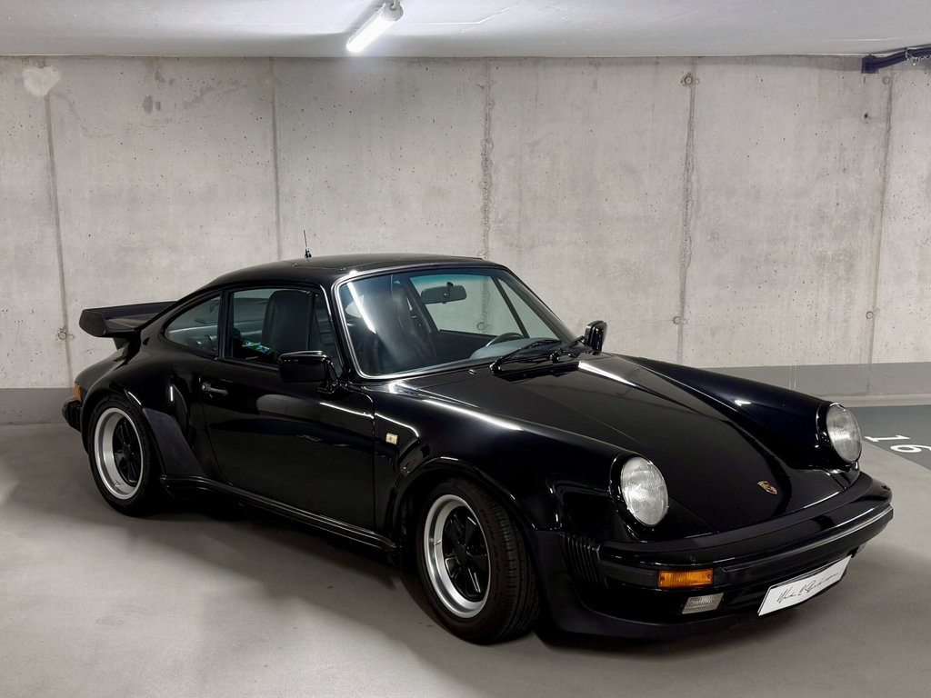 Porsche 911 Turbo 3.3