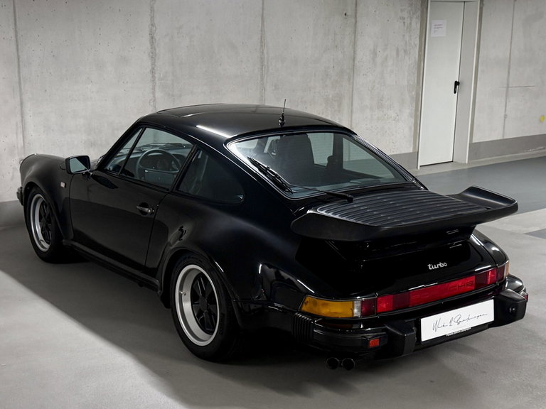 Porsche 911 Turbo 3.3