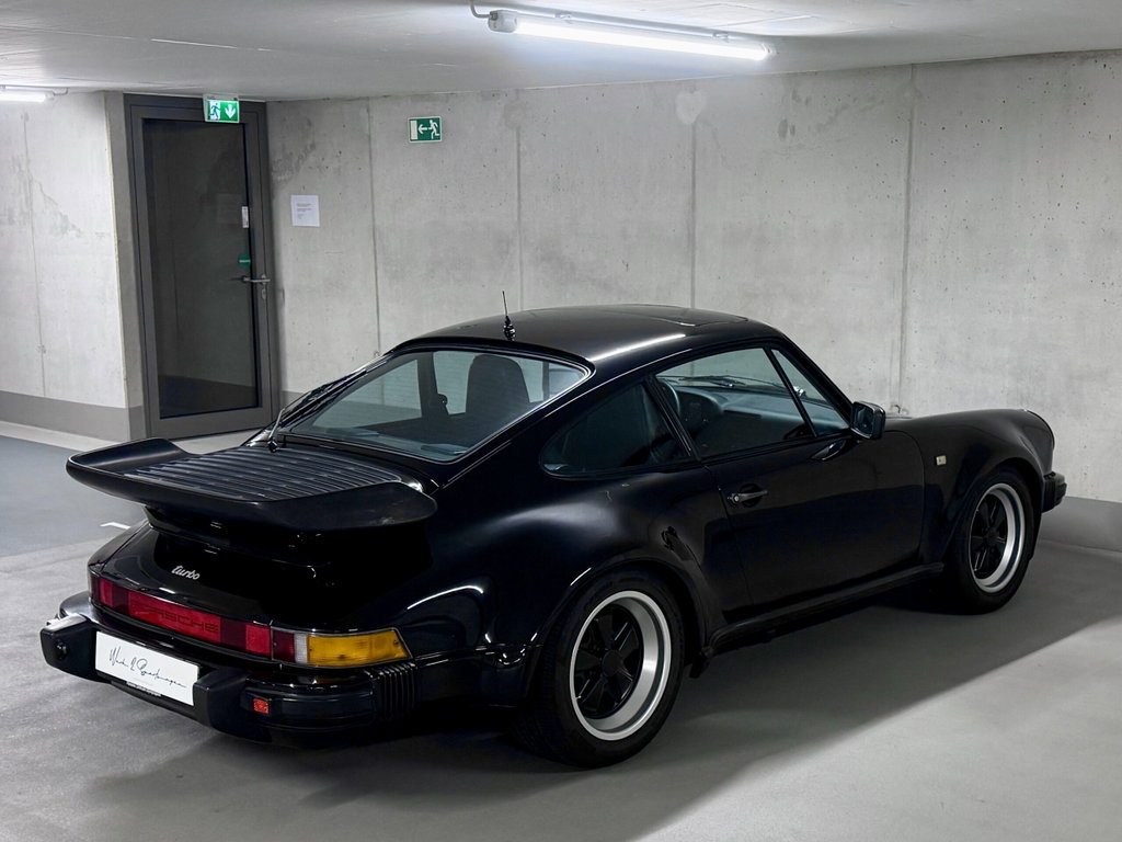 Porsche 911 Turbo 3.3