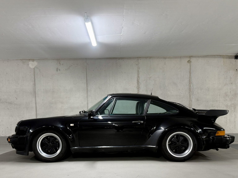 Porsche 911 Turbo 3.3