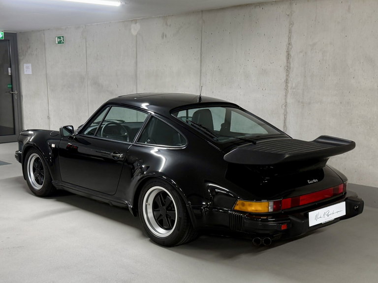 Porsche 911 Turbo 3.3