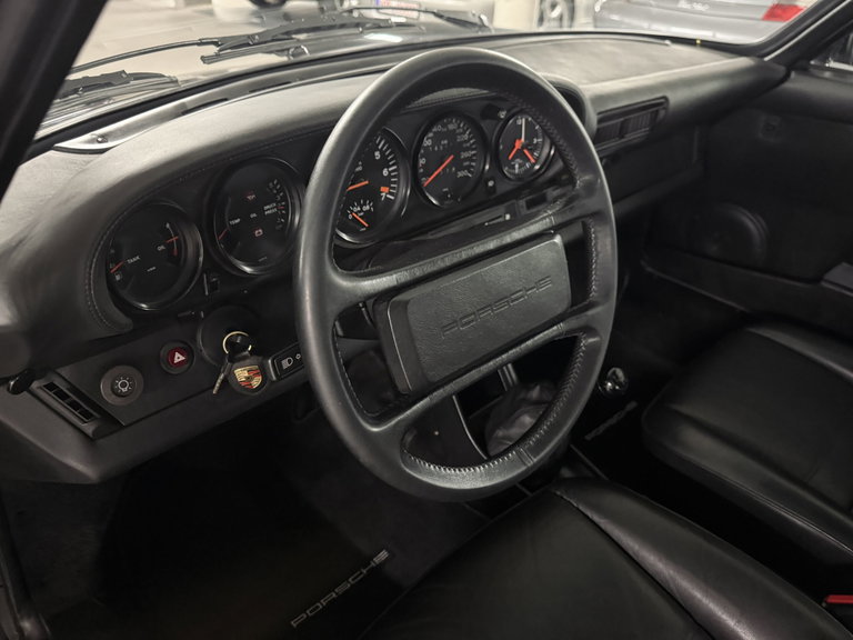 Porsche 911 Turbo 3.3