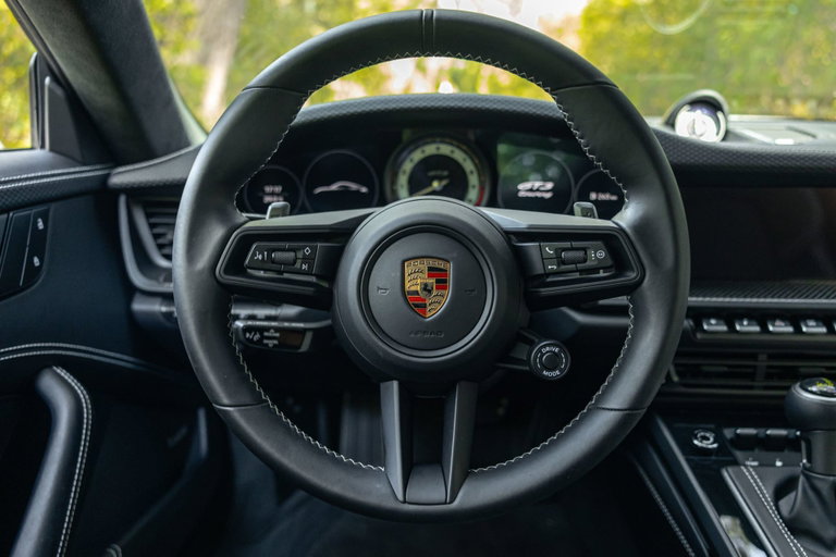 Porsche 992 GT3 Touring