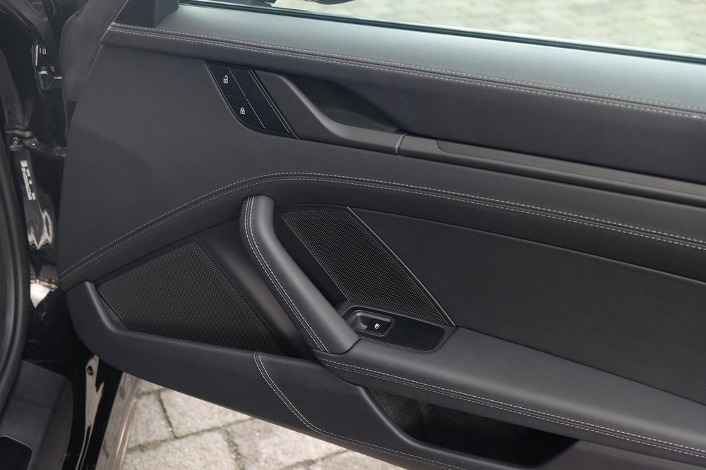 Porsche 992 Edition 50 Jahre Porsche Design