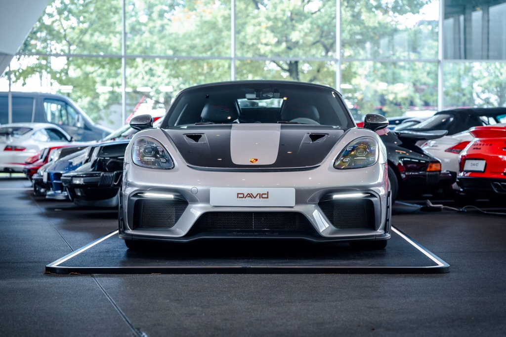 Porsche 718 Spyder RS