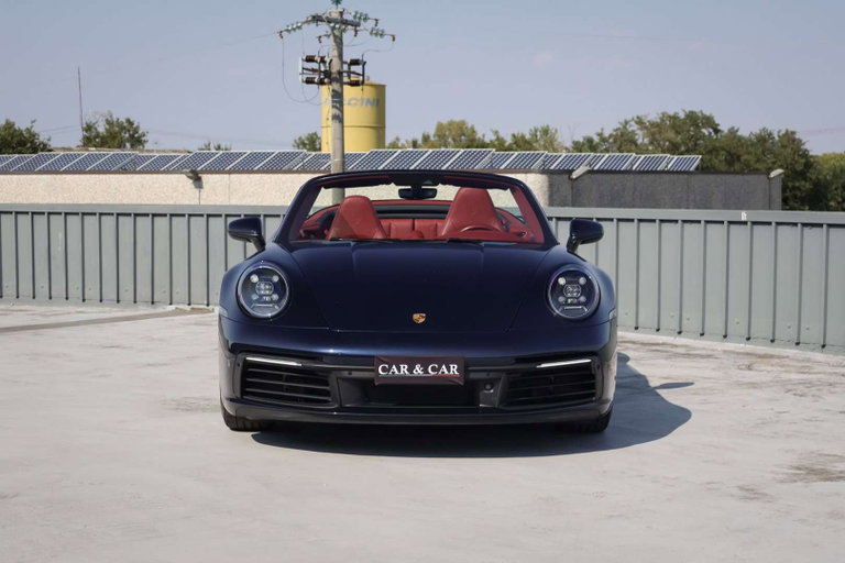 Porsche 992 Carrera 4S