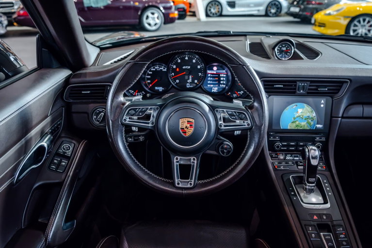 Porsche 991.2 Carrera 4 GTS