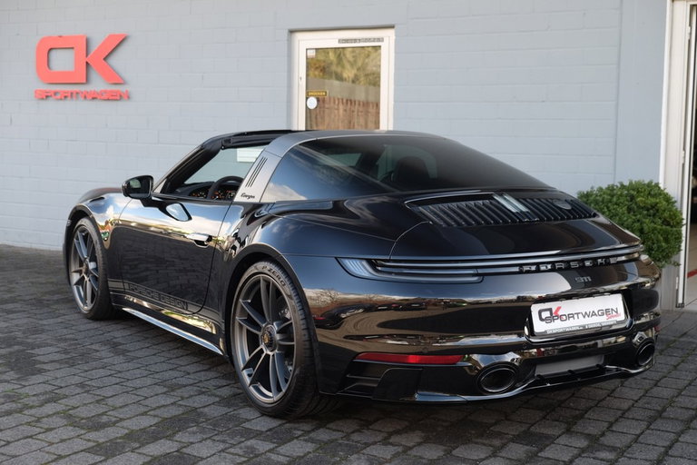 Porsche 992 Edition 50 Jahre Porsche Design