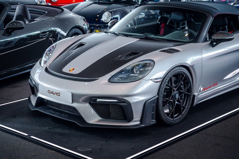 Porsche 718 Spyder RS