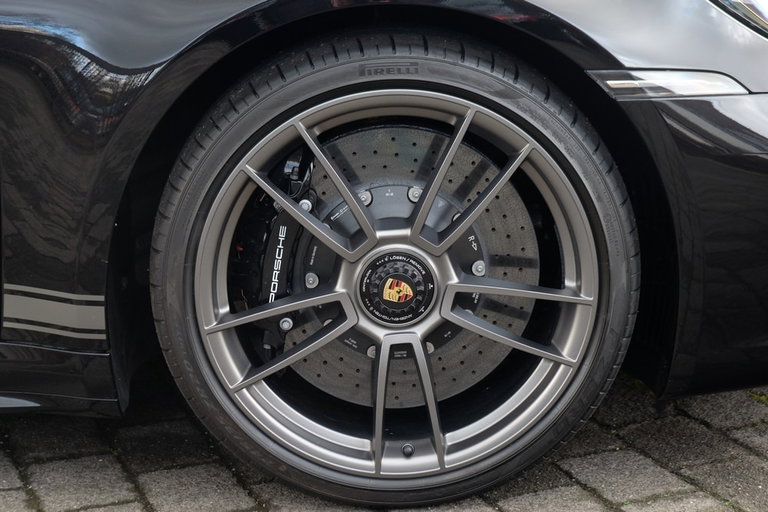 Porsche 992 Edition 50 Jahre Porsche Design