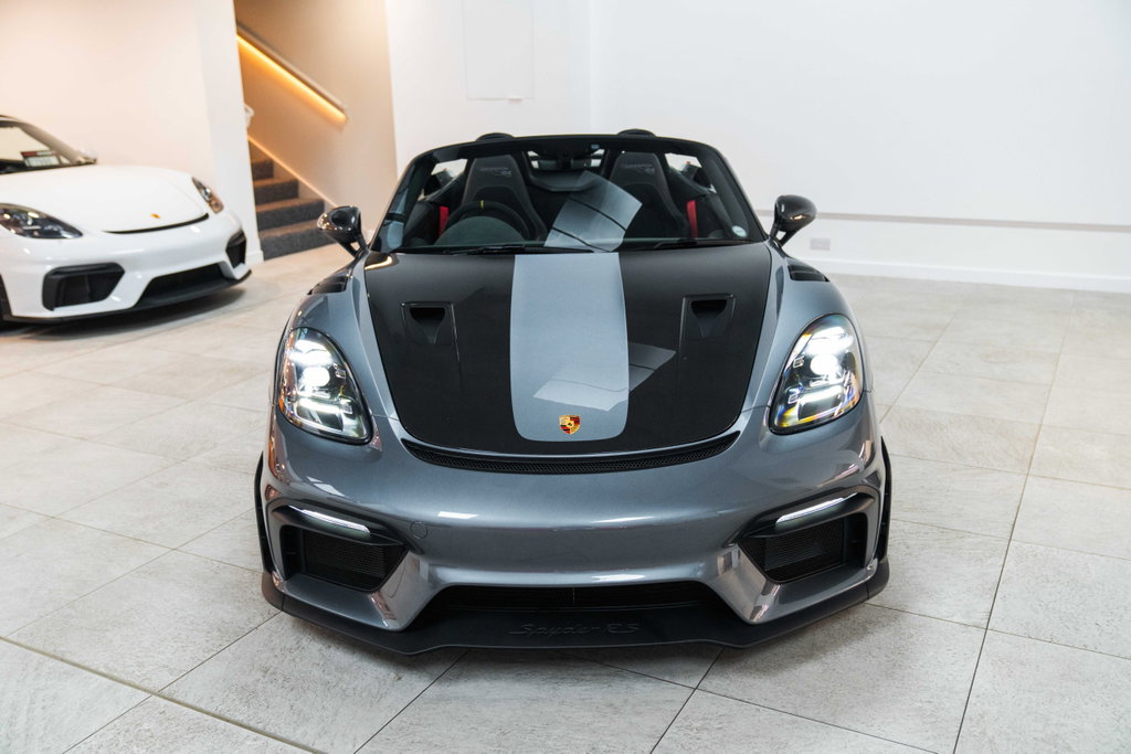 Porsche 718 Spyder RS