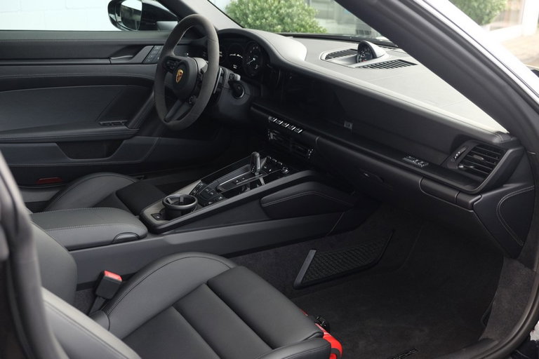 Porsche 992 Edition 50 Jahre Porsche Design