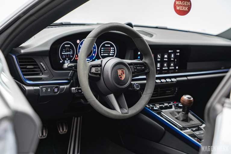 Porsche 992.2 Carrera T