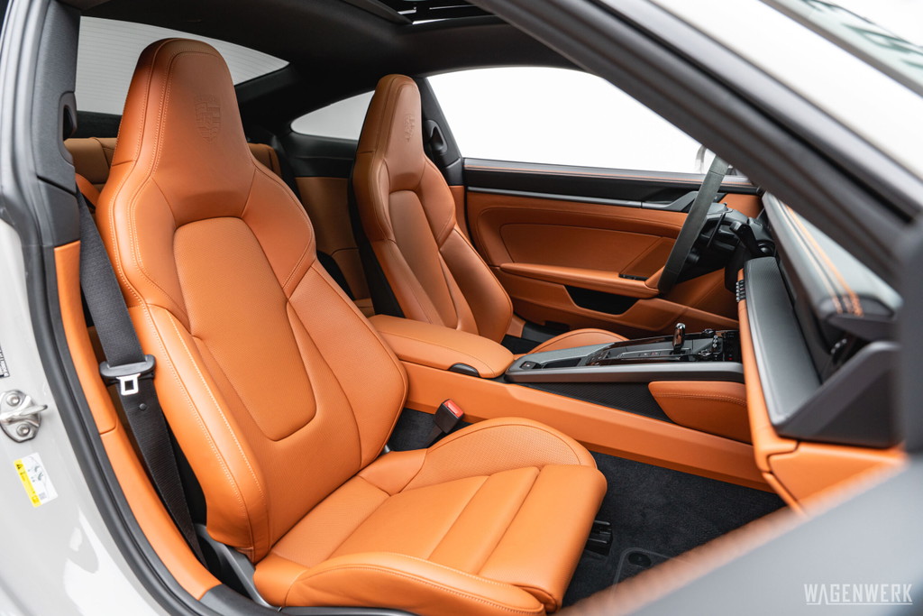 Porsche 992.2 Carrera 4S