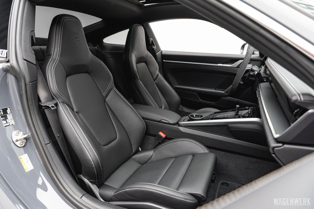 Porsche 992.2 Carrera 4S