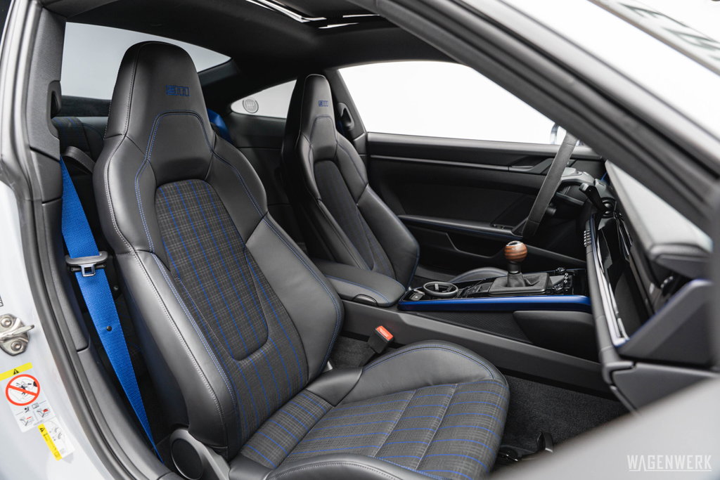 Porsche 992.2 Carrera T
