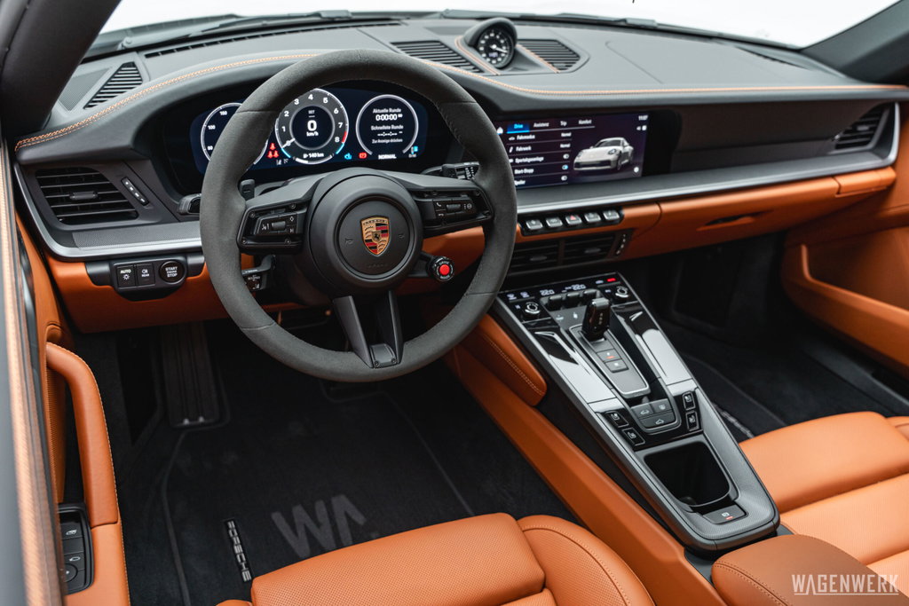 Porsche 992.2 Carrera 4S