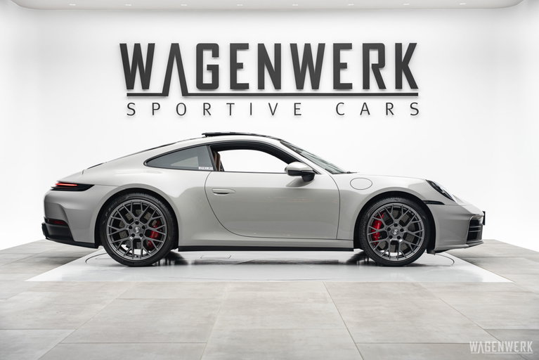 Porsche 992.2 Carrera 4S