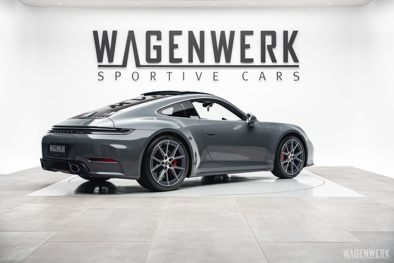 Porsche 992.2 Carrera 4S