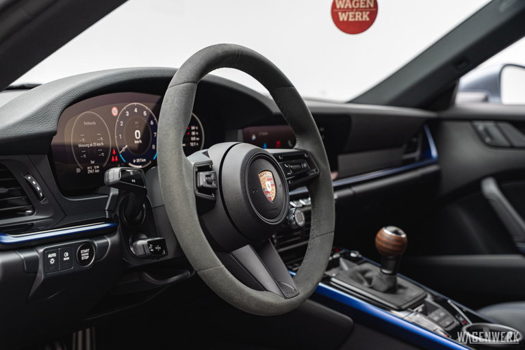 Porsche 992.2 Carrera T