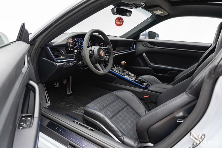 Porsche 992.2 Carrera T