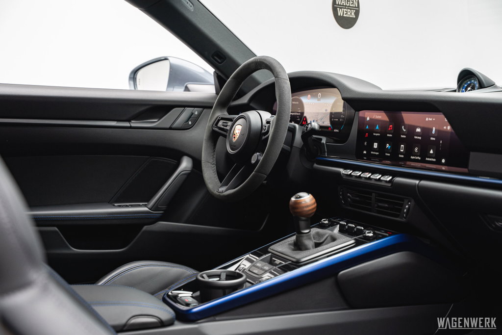 Porsche 992.2 Carrera T