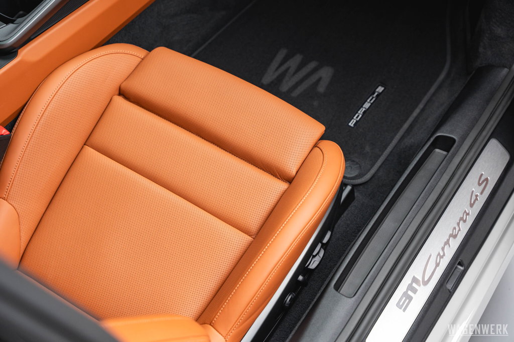 Porsche 992.2 Carrera 4S