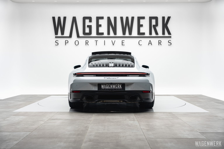 Porsche 992.2 Carrera T