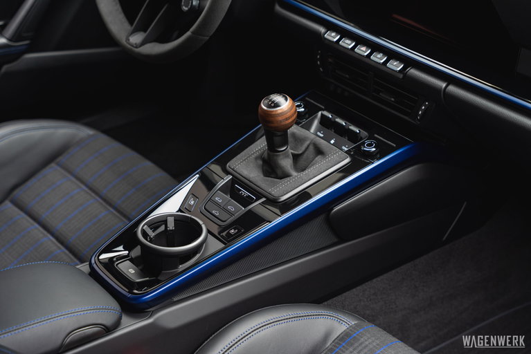 Porsche 992.2 Carrera T