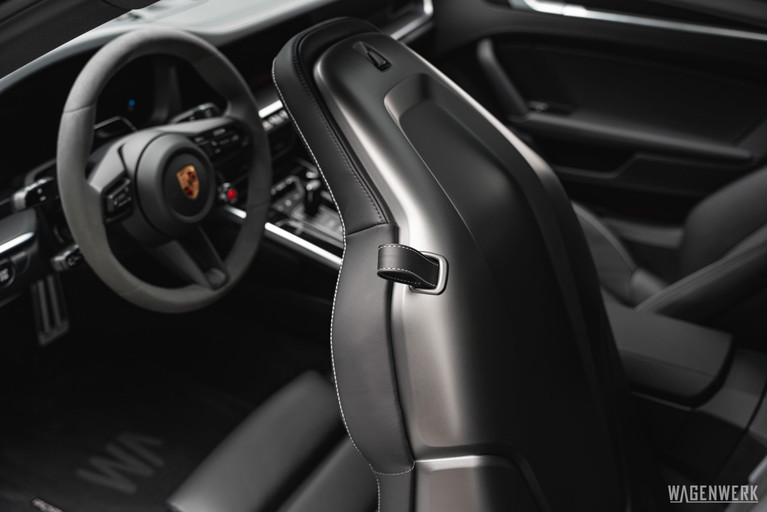 Porsche 992.2 Carrera 4S
