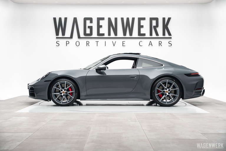 Porsche 992.2 Carrera 4S