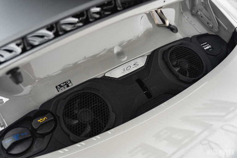 Porsche 992.2 Carrera 4S