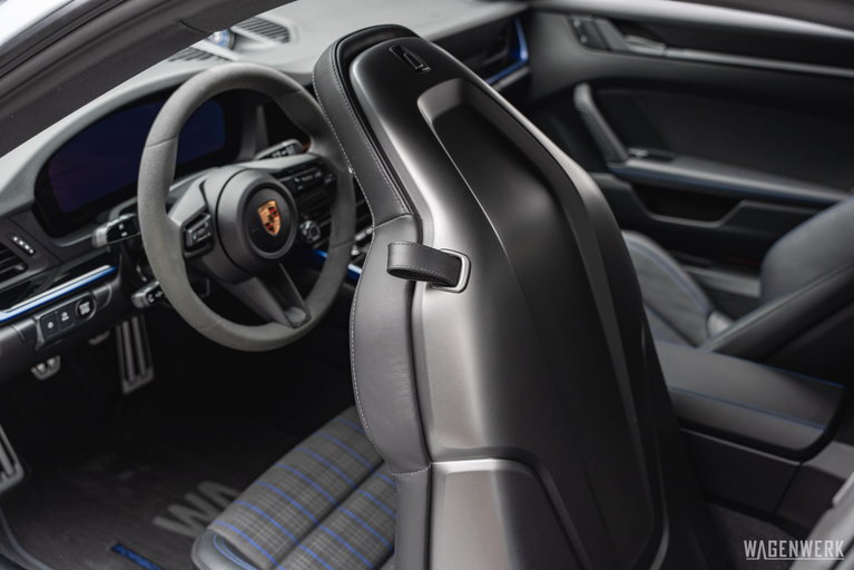 Porsche 992.2 Carrera T
