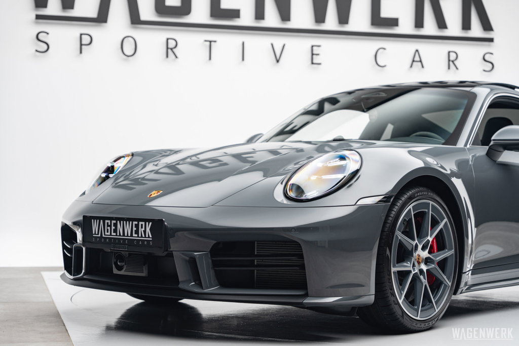 Porsche 992.2 Carrera 4S