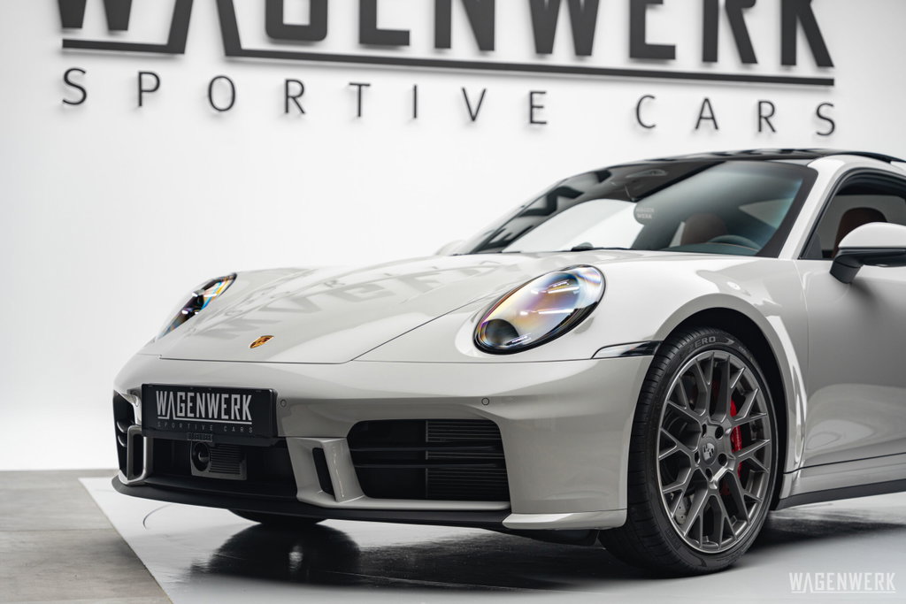 Porsche 992.2 Carrera 4S