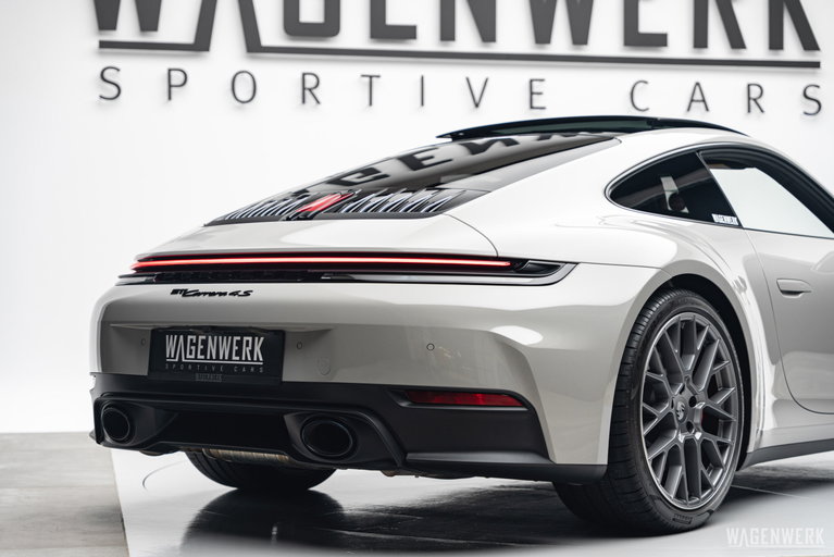 Porsche 992.2 Carrera 4S