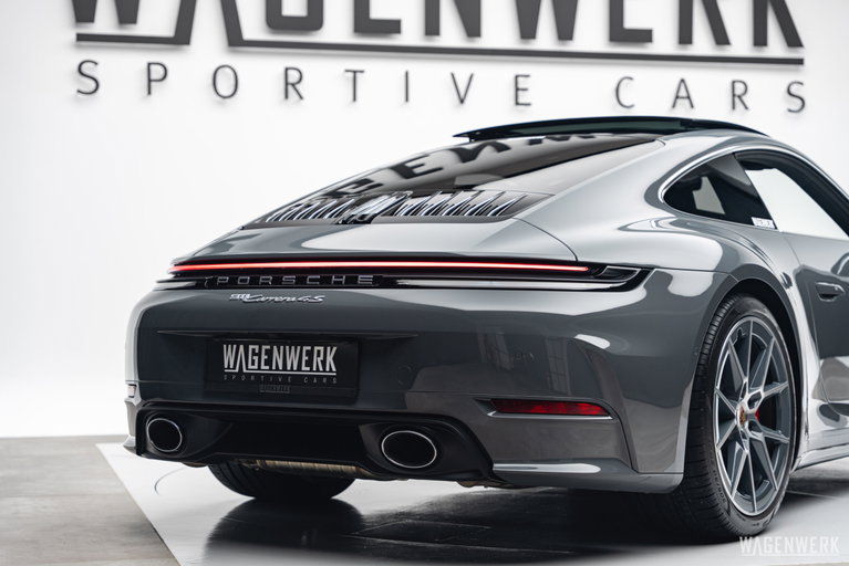 Porsche 992.2 Carrera 4S