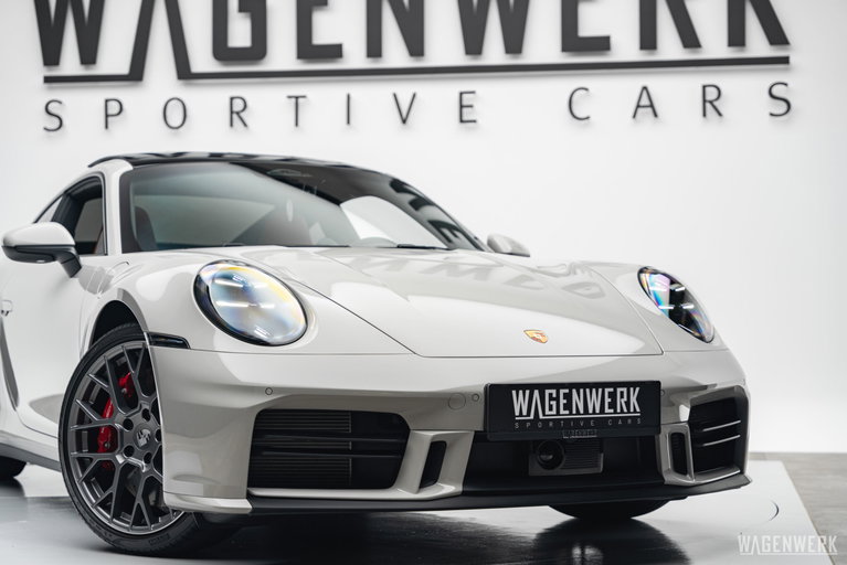 Porsche 992.2 Carrera 4S