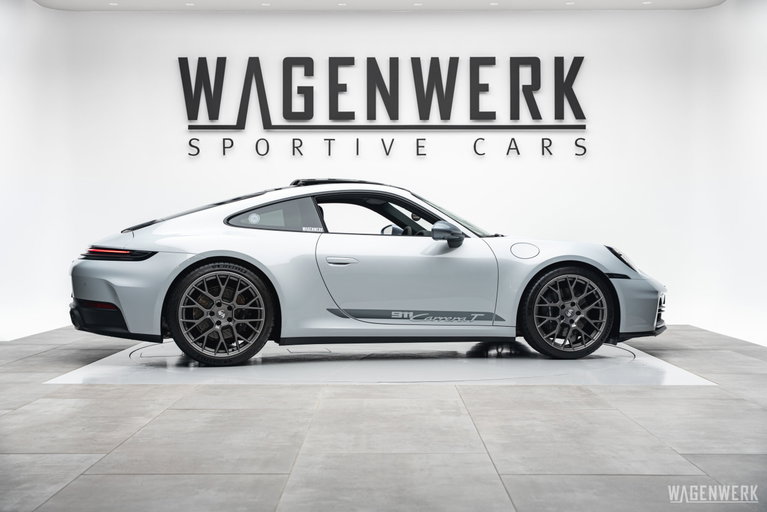 Porsche 992.2 Carrera T